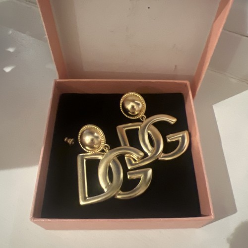 Women gold earrings - gold,